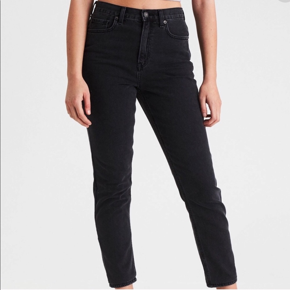 American Eagle black mom jeans